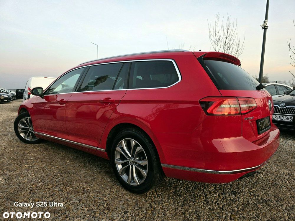 Volkswagen Passat - 11