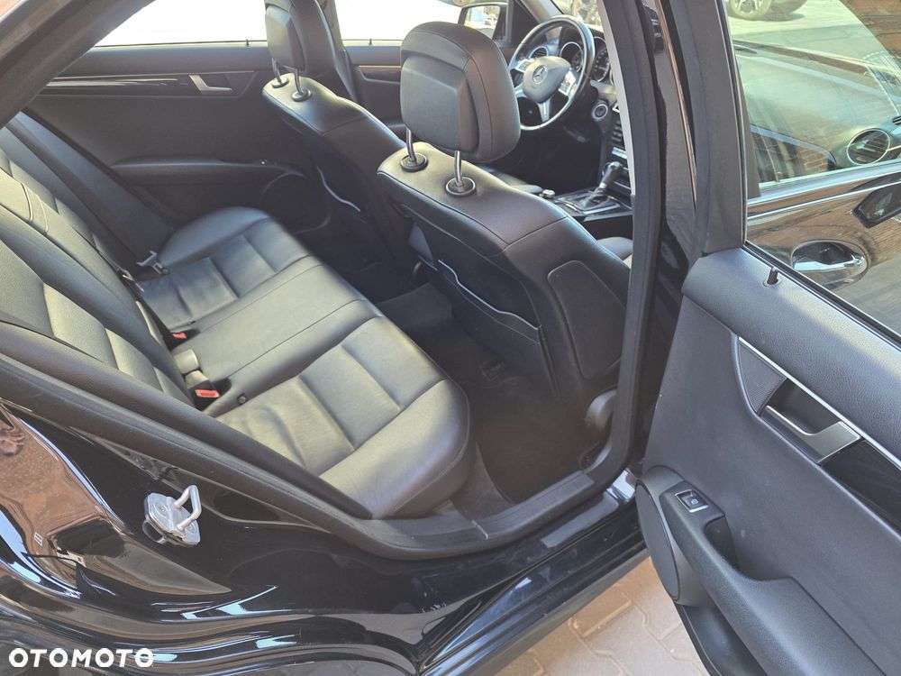 Mercedes-Benz Klasa C 220 (BlueTEC) d 7G-TRONIC - 13