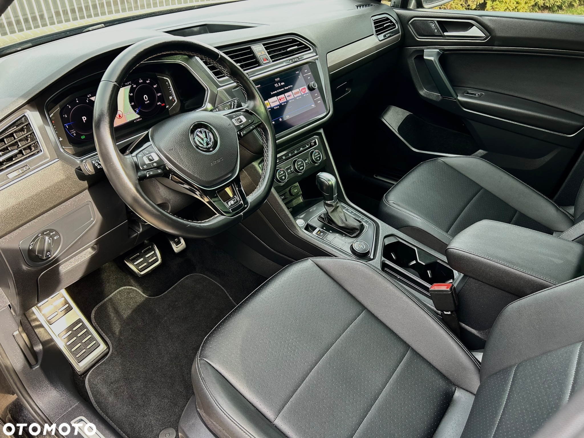 Volkswagen Tiguan 2.0 TSI 4Mot R-Line DSG - 28