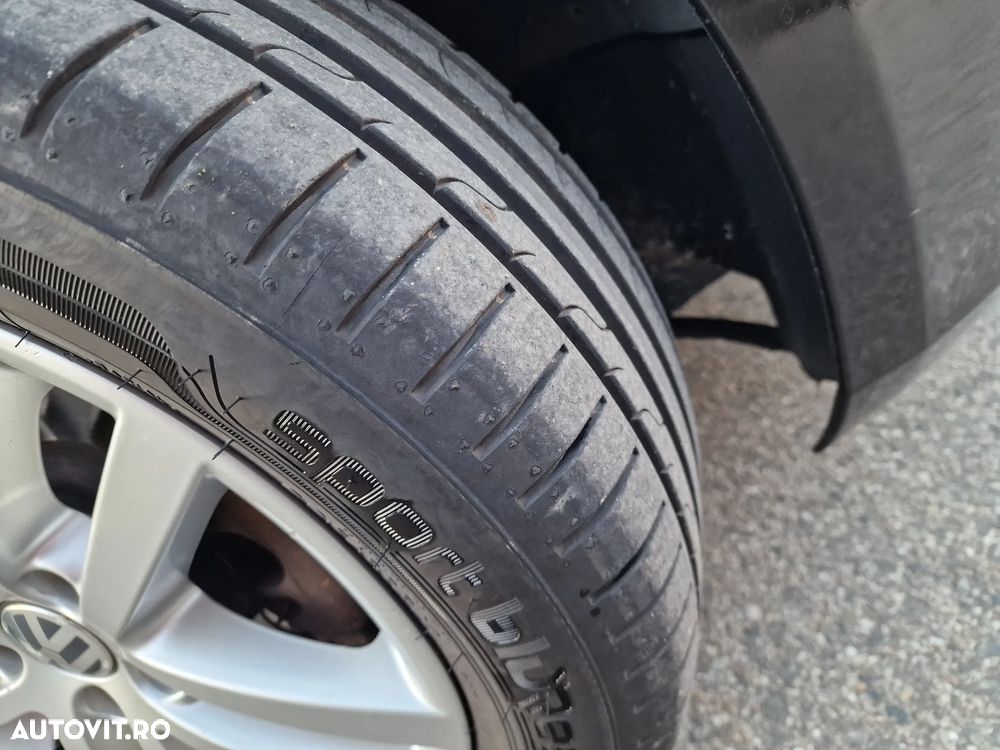 Volkswagen Golf - 15