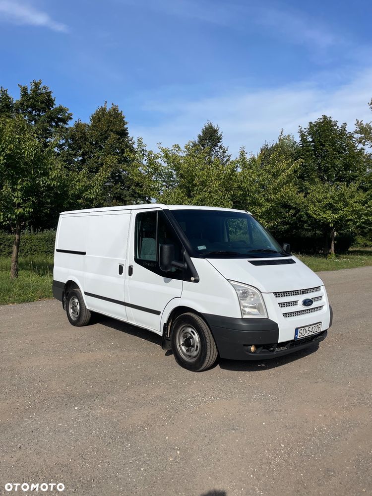 Ford Transit - 1