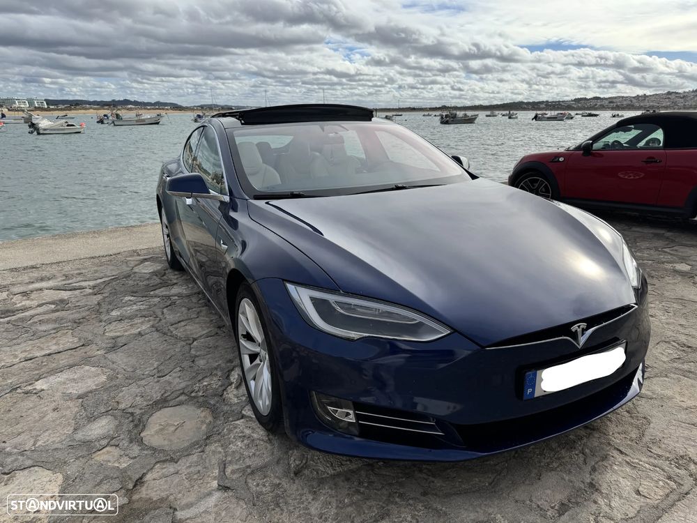 Tesla Model S 100D - 10