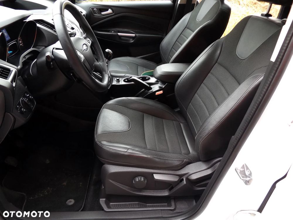 Ford Kuga 2.0 TDCi Titanium - 13