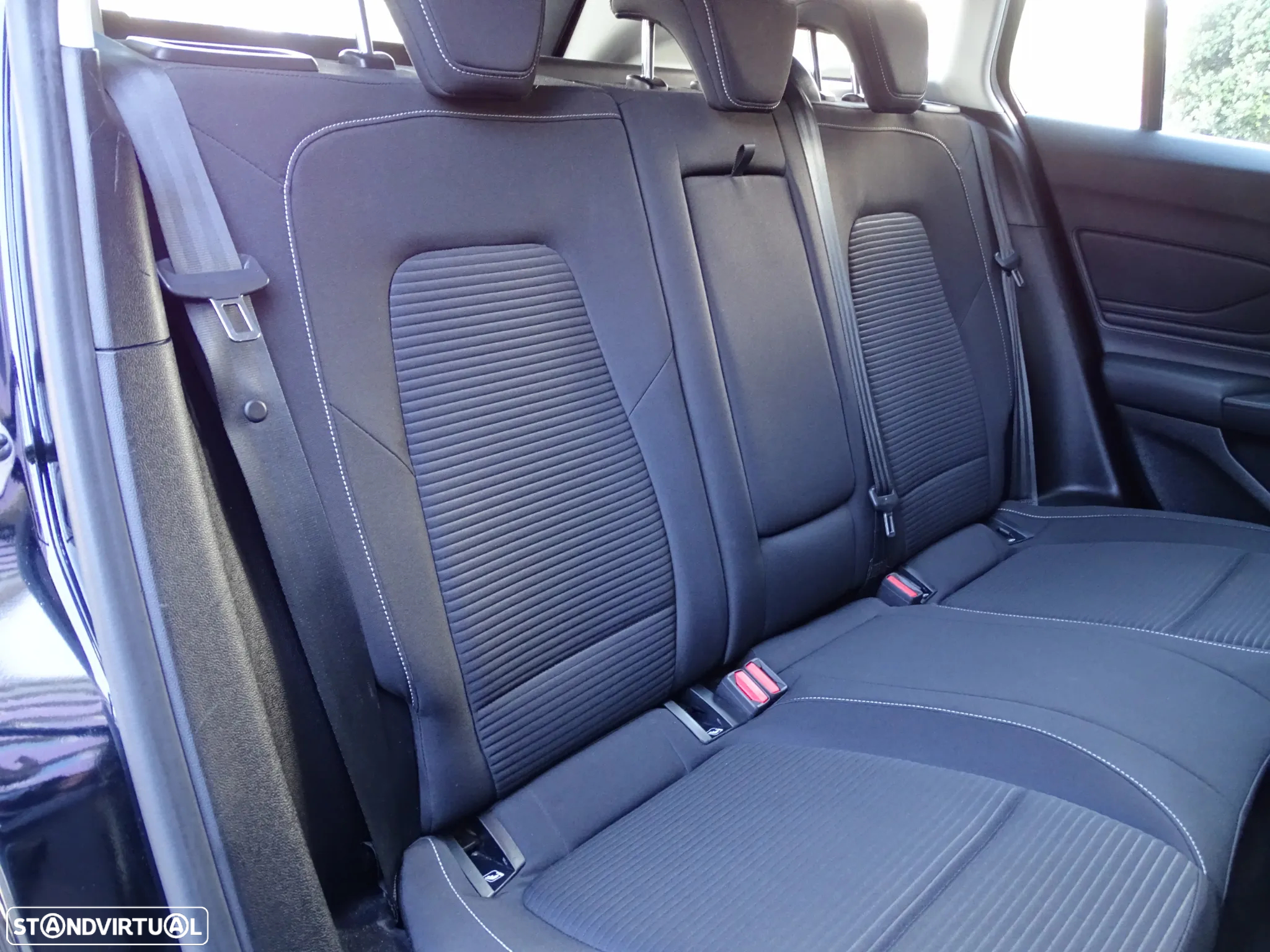 Ford Focus SW 1.5 TDCi EcoBlue Titanium - 41