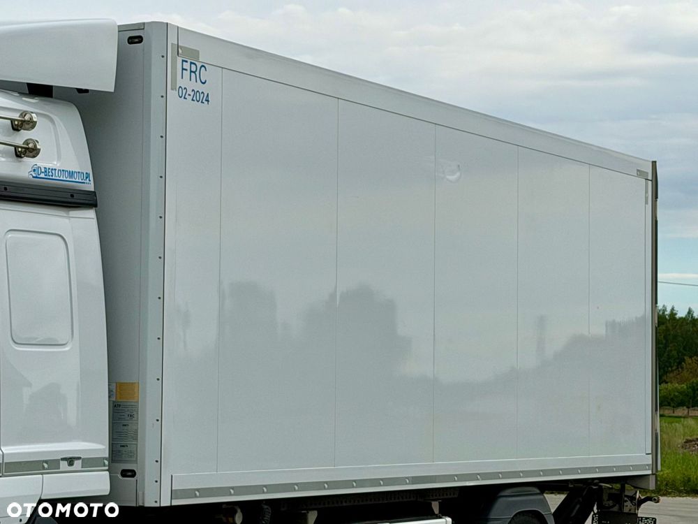Mercedes-Benz ATEGO 1527 / CHŁODNIA / WINDA / 16 EUROPALET / CARRIER 850U / SCHMITZ / 6.5 M DŁUGOŚCI / 16 T DMC / GLOB / EURO 6 / 2018 ROK - 19