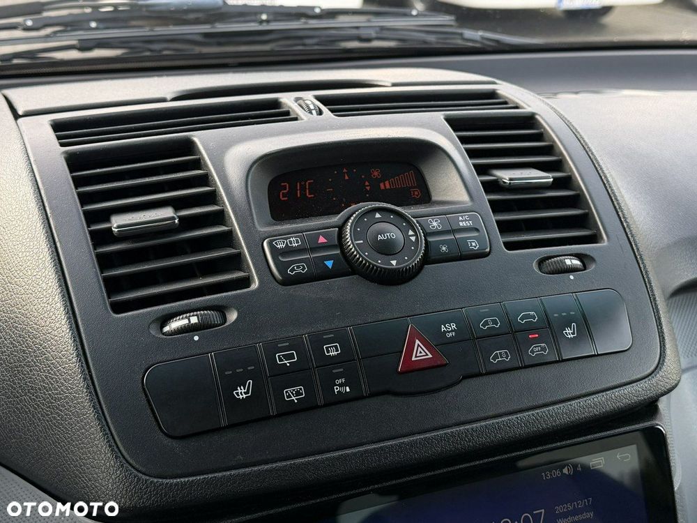 Mercedes-Benz Vito - 14