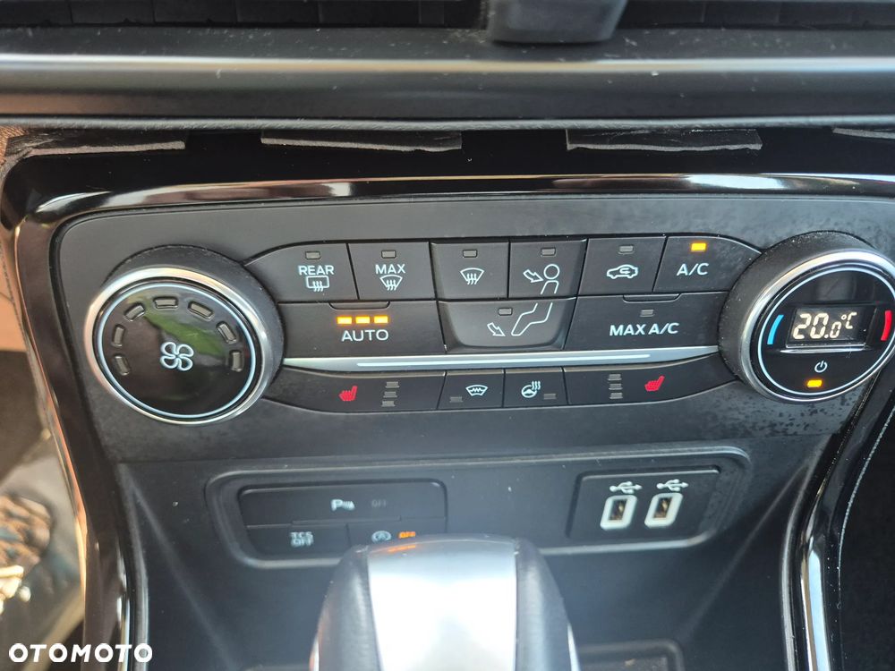Ford EcoSport 1.0 EcoBoost TITANIUM X - 12