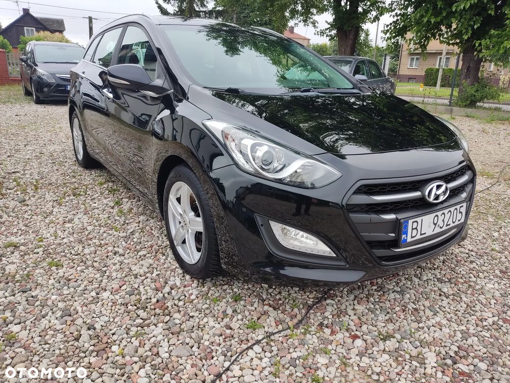 Hyundai i30 blue Kombi 1.6 GDi Passion - 4