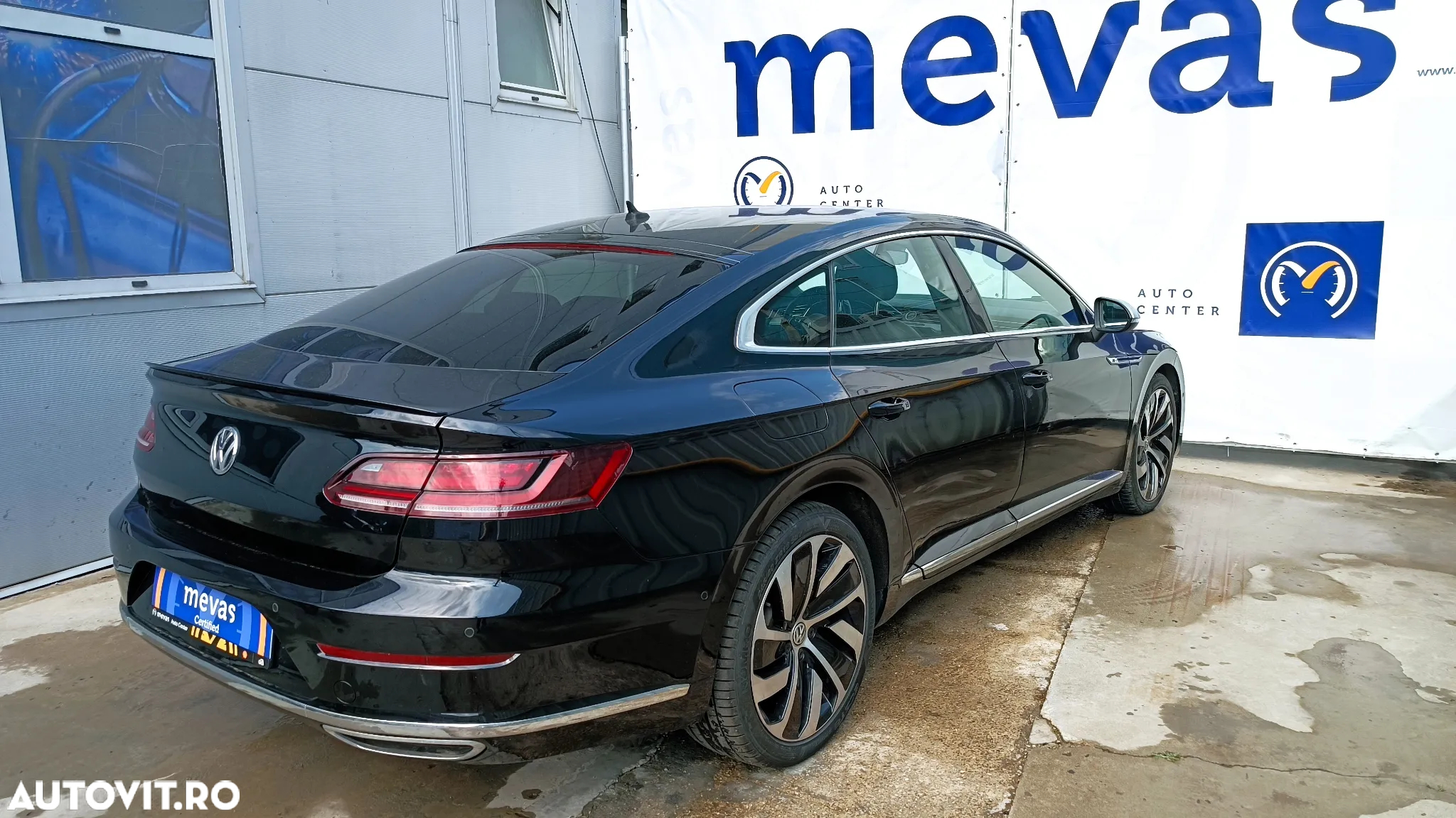Volkswagen ARTEON 2.0 TDI DSG R-Line - 4