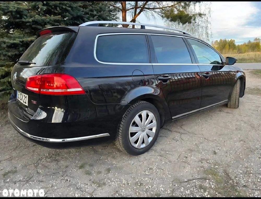 Volkswagen Passat - 19