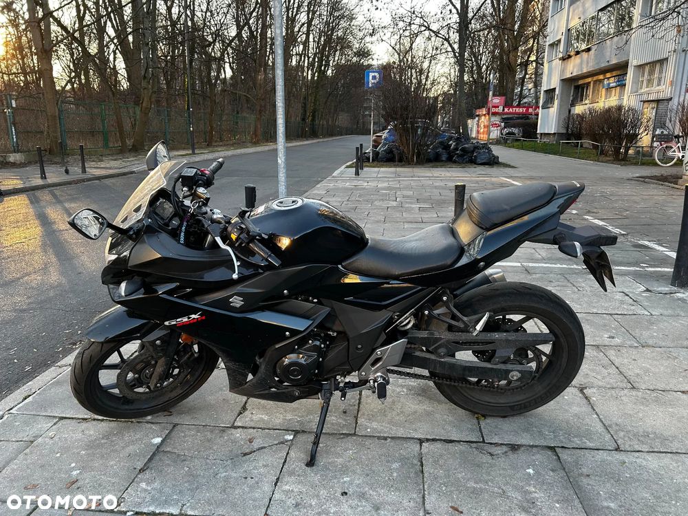 Suzuki GSX - 1