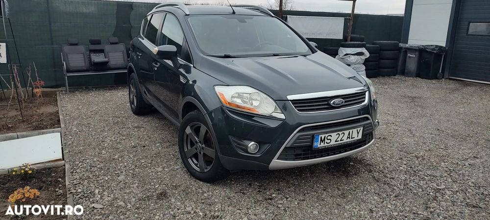 Ford Kuga 2.0 TDCi 2x4 Titanium - 30