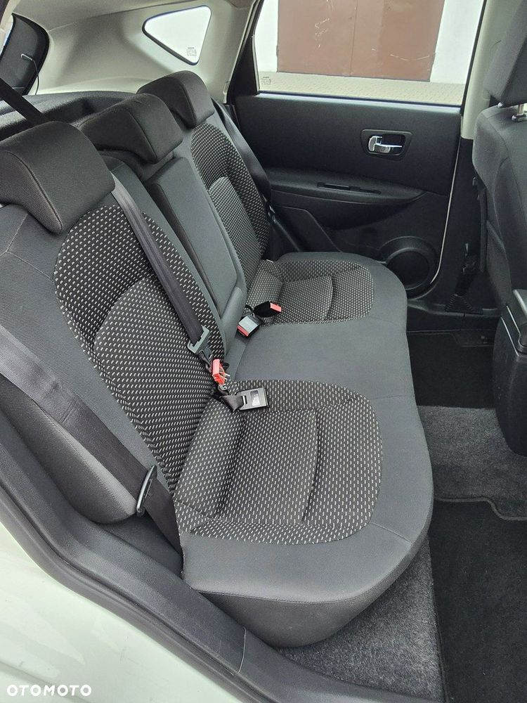 Nissan Qashqai - 23