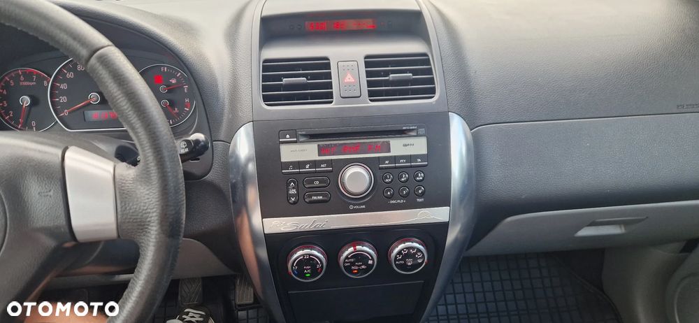 Suzuki SX4 1.6 VVT 4x4 Comfort - 17