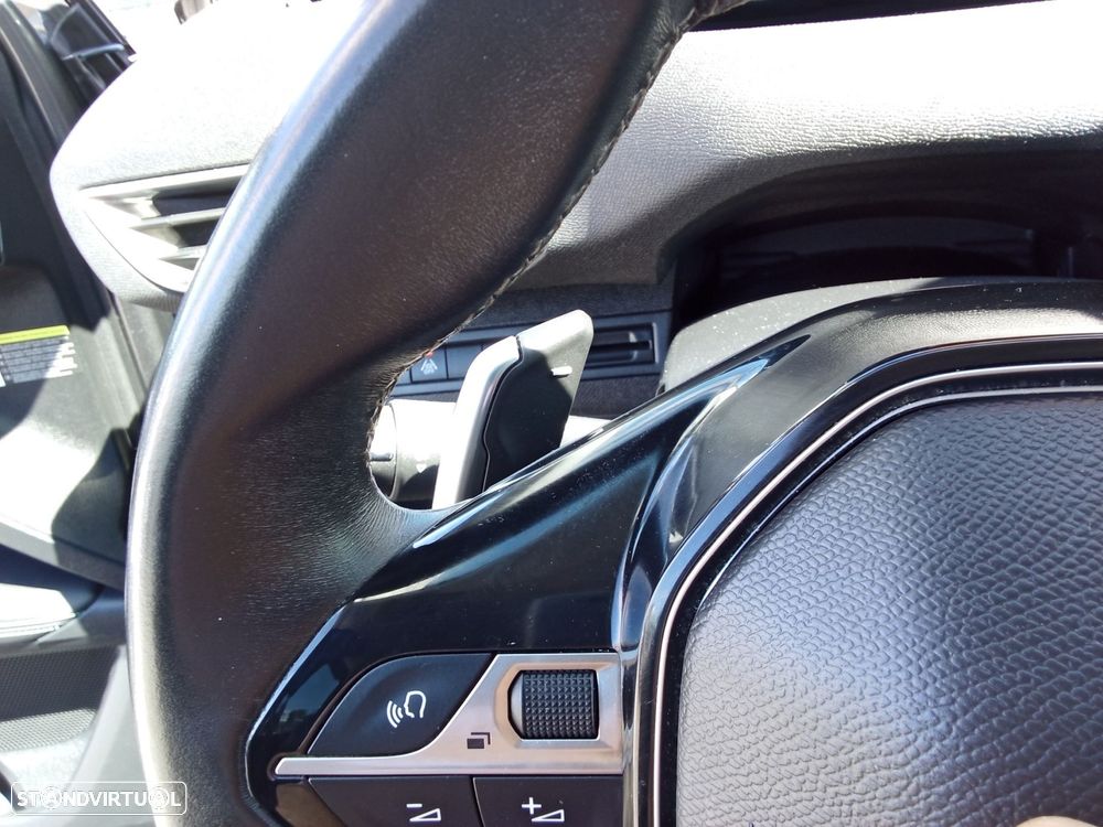 Peugeot 3008 1.5 BlueHDi Allure Pack EAT8 - 30
