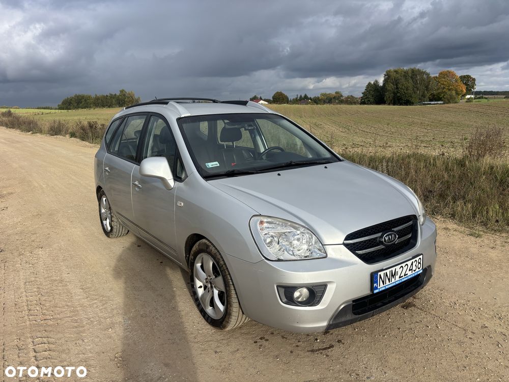 Kia Carens 2007 photo 2