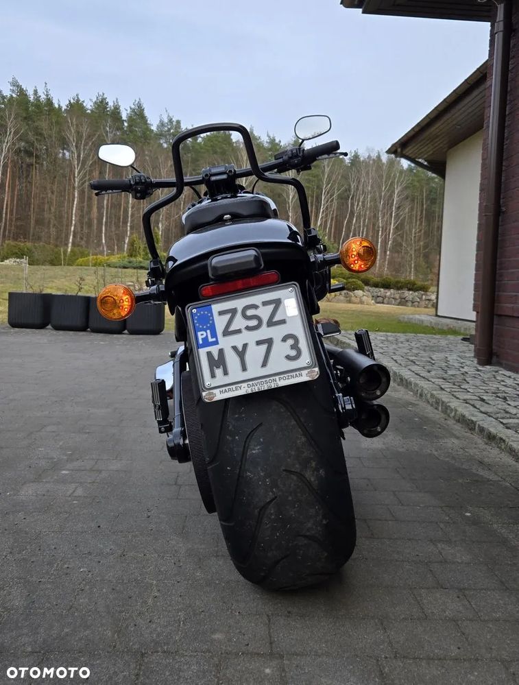 Harley-Davidson Softail Breakout - 6