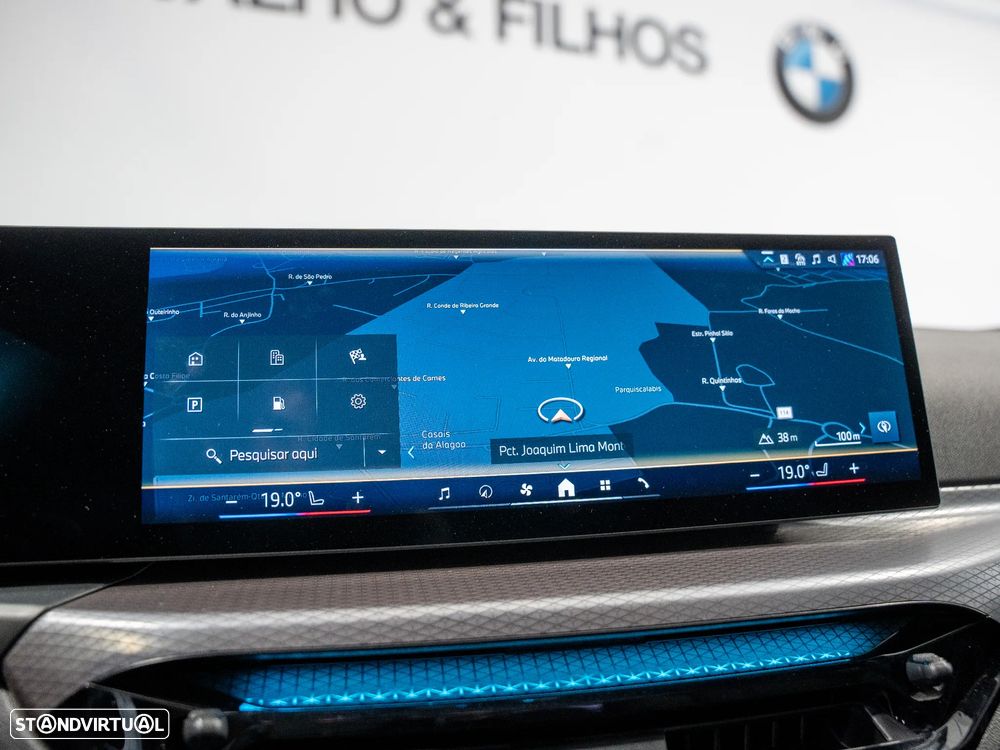 BMW 330 e Pack Desportivo M Auto - 14