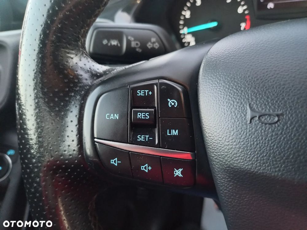 Ford Fiesta 1.0 EcoBoost S&S ST-LINE - 31