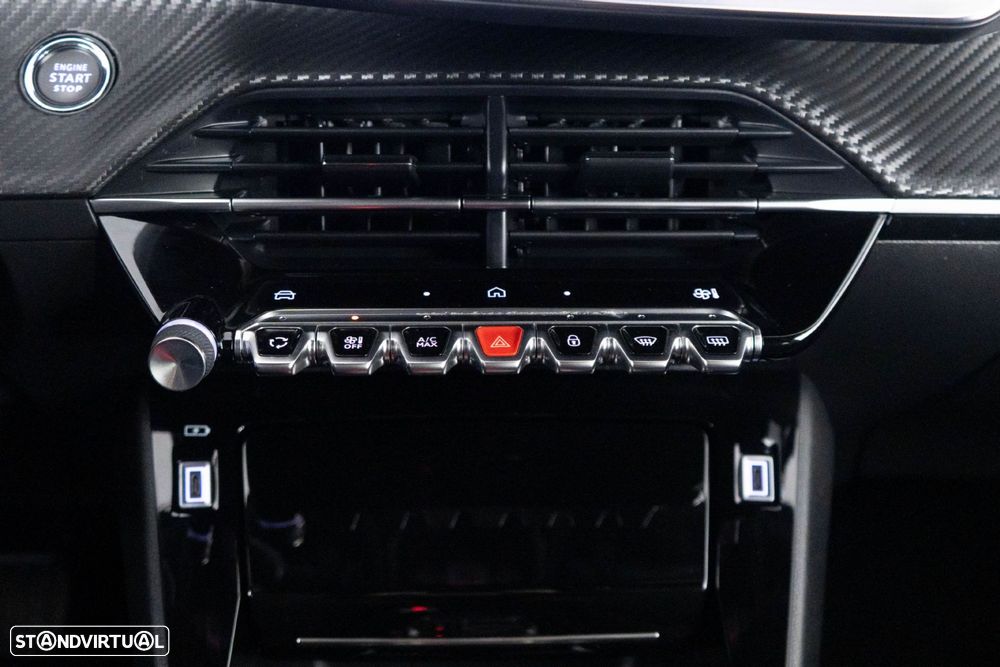 Peugeot 2008 1.2 PureTech Allure Pack EAT8 - 26