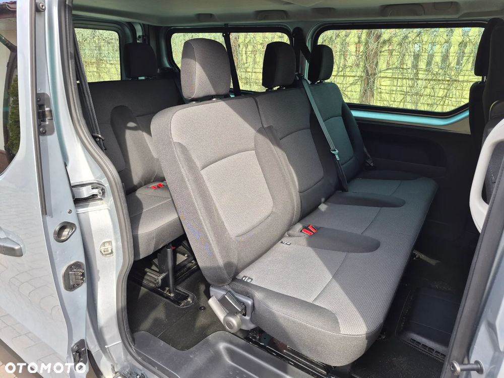 Renault Trafic Grand 2.0 dCi EDC - 9