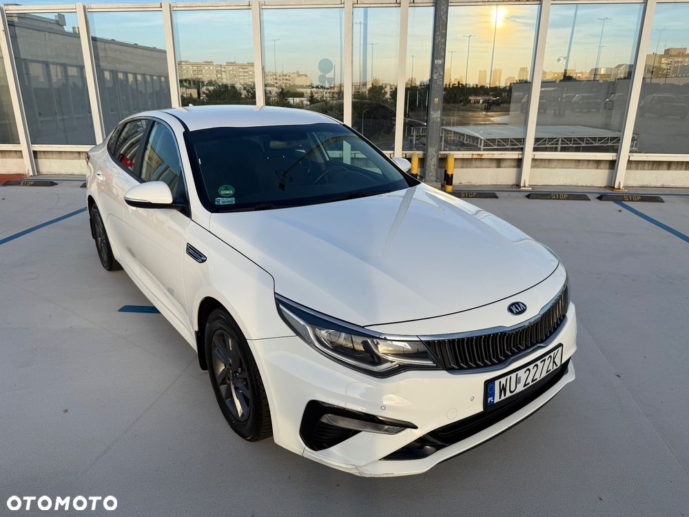 Kia Optima - 16