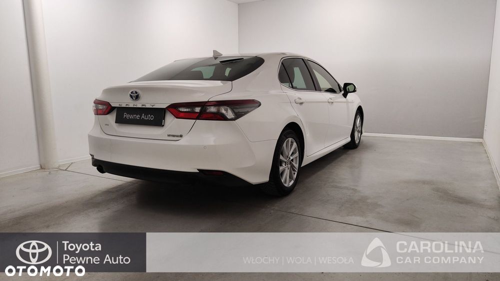 Toyota Camry 2.5 Hybrid Comfort CVT - 3