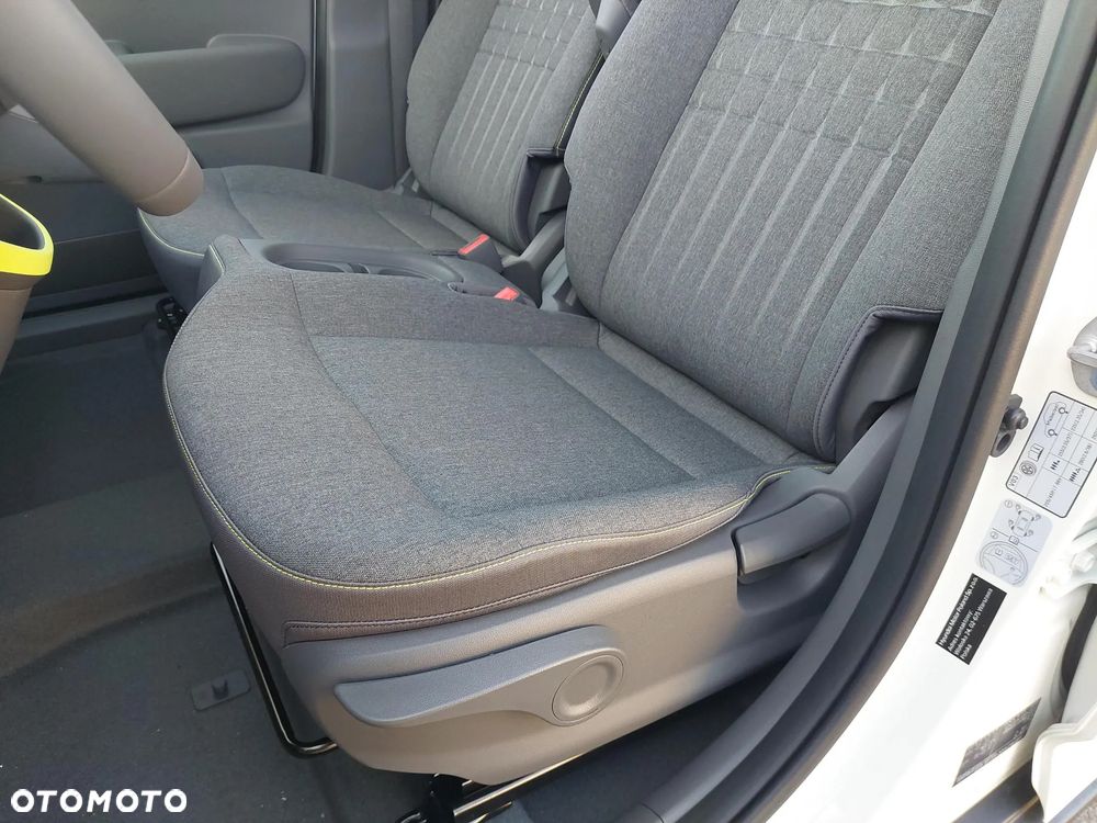 Hyundai Inster 49kWh Cross Smart - 12
