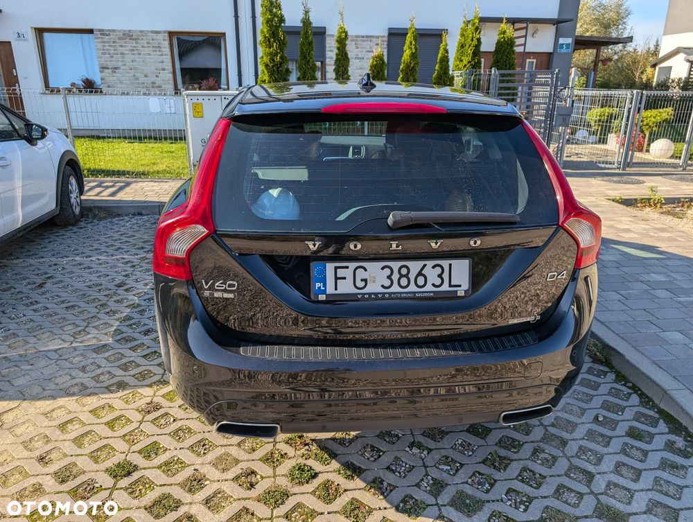 Volvo V60 D4 Drive-E Momentum - 5