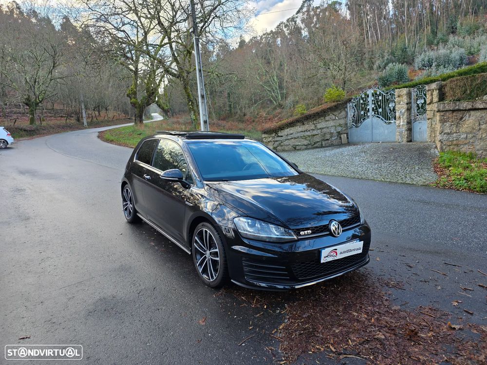 VW Golf GTD (BlueMotion ) - 2