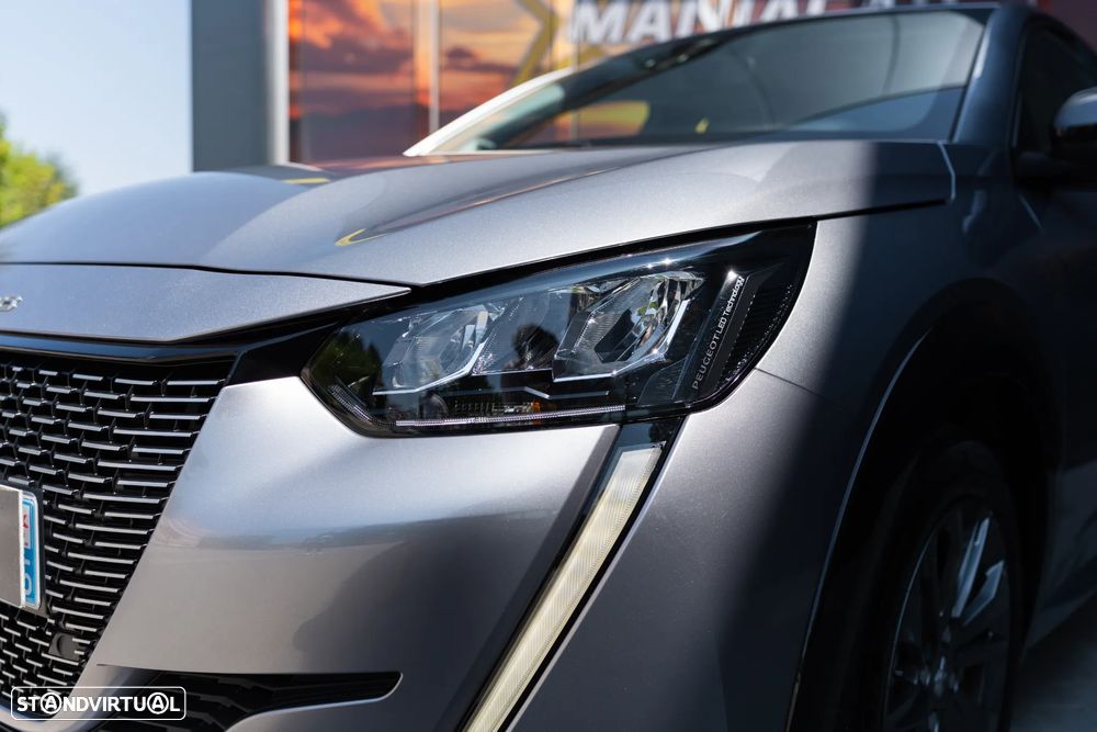 Peugeot e-208 - 5