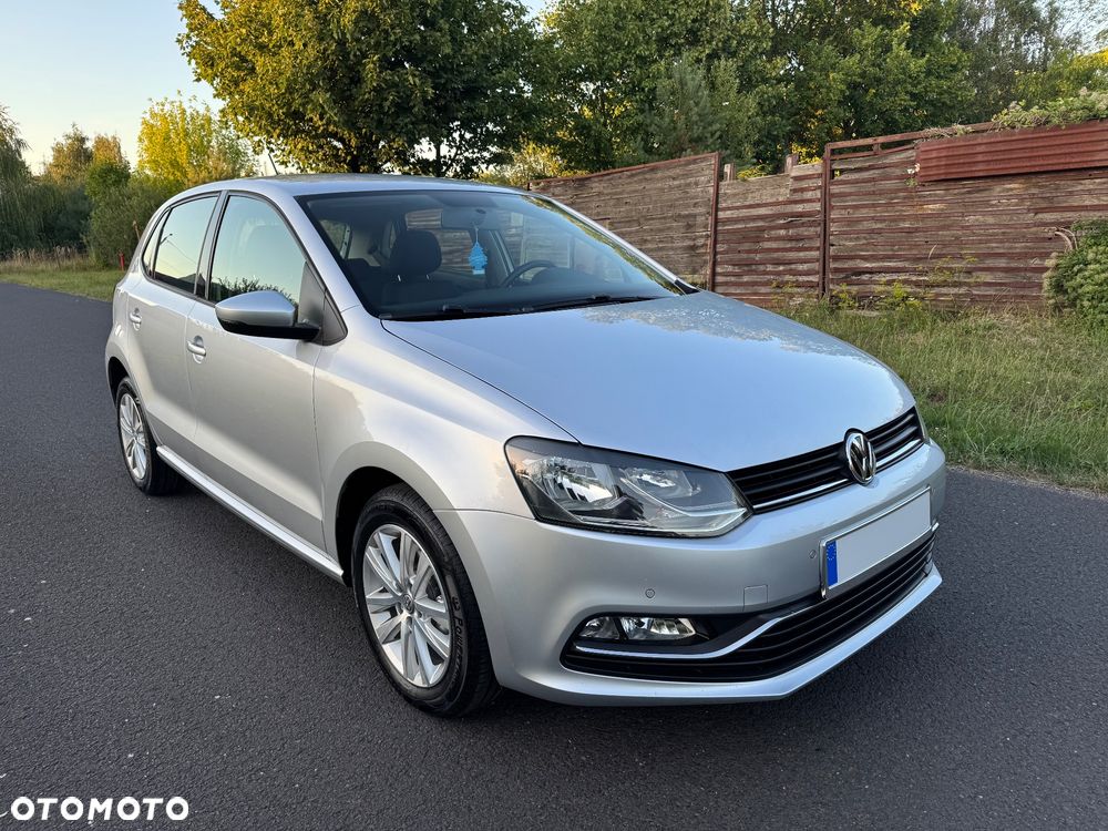 Volkswagen Polo - 2