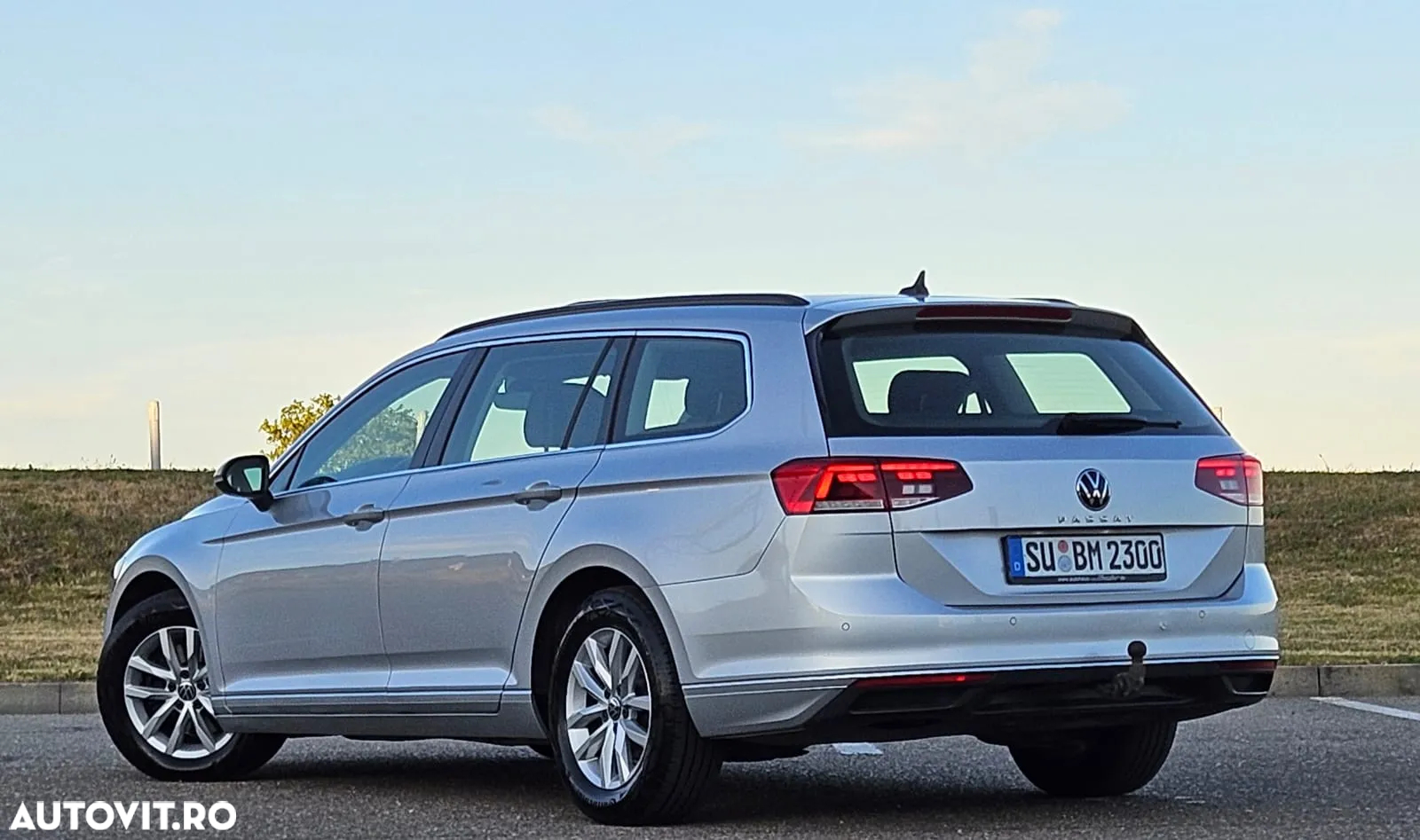 Volkswagen Passat Variant 2.0 TDI DSG Comfortline - 3
