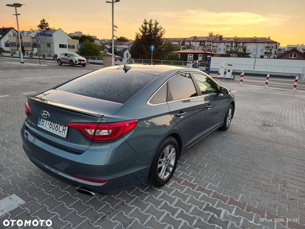 Hyundai Sonata - 5