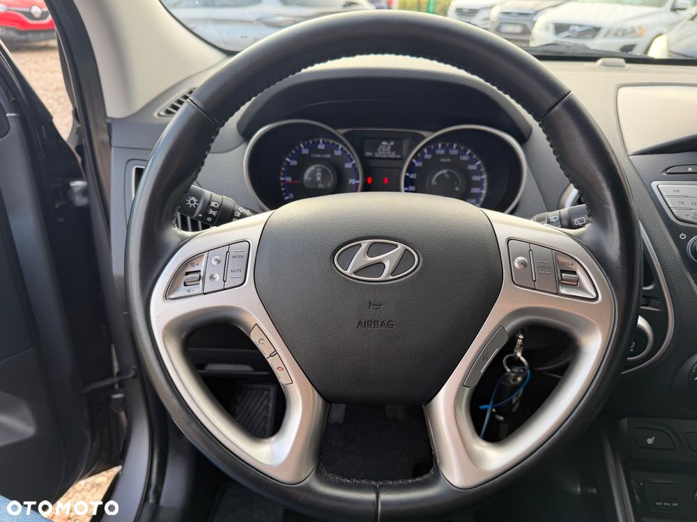 Hyundai ix35 - 12