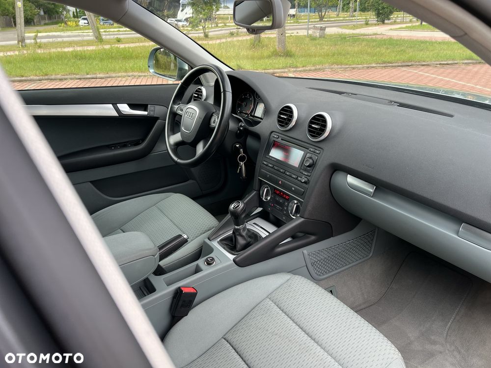 Audi A3 Sportback - 7