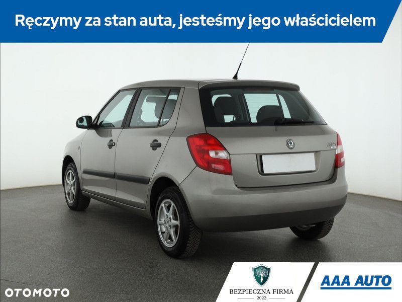 Skoda Fabia - 6