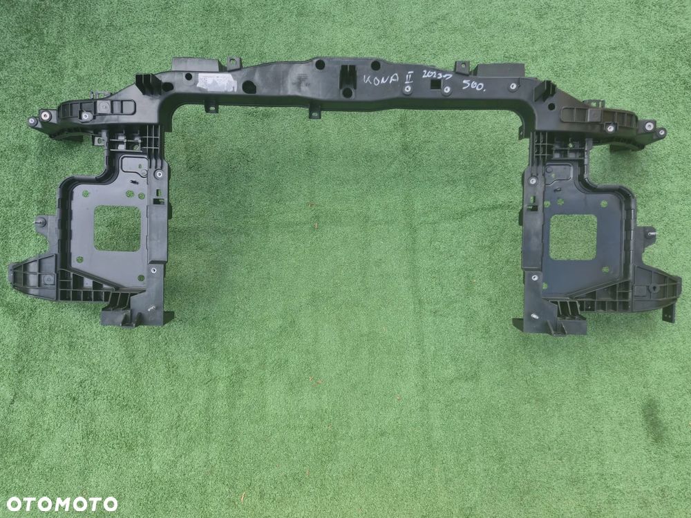 HYUNDAI KONA III EV 2023 2026 Wzmocnienie czołowe przednie przód Pas przedni plastikowy Oryginał 64101HF000