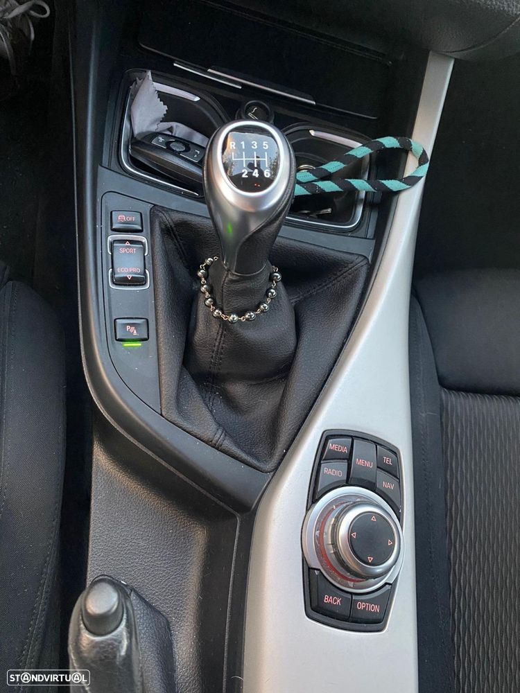 BMW 118 d - 10