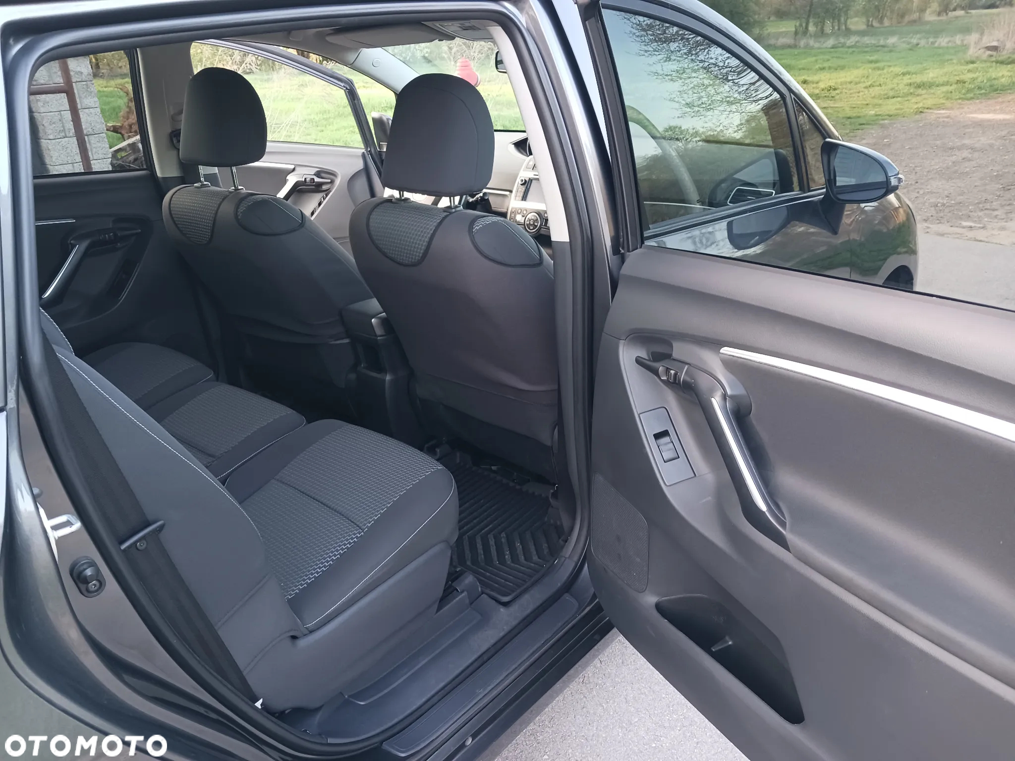 Toyota Verso 1.8 Premium 7os MS - 12