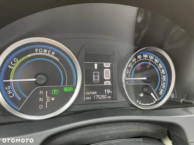 Toyota Auris - 33