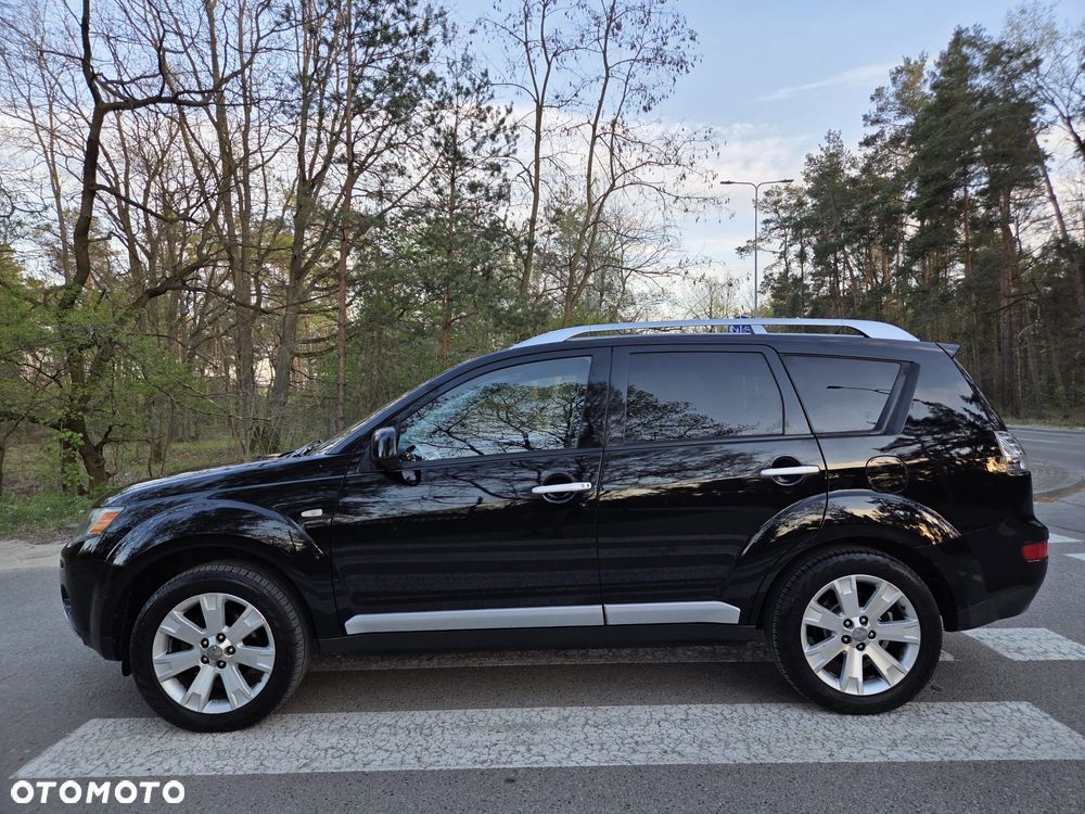 Mitsubishi Outlander 2.0 DID Intense - 4
