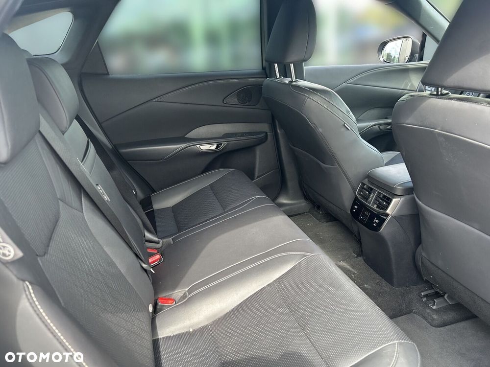 Lexus RX - 11