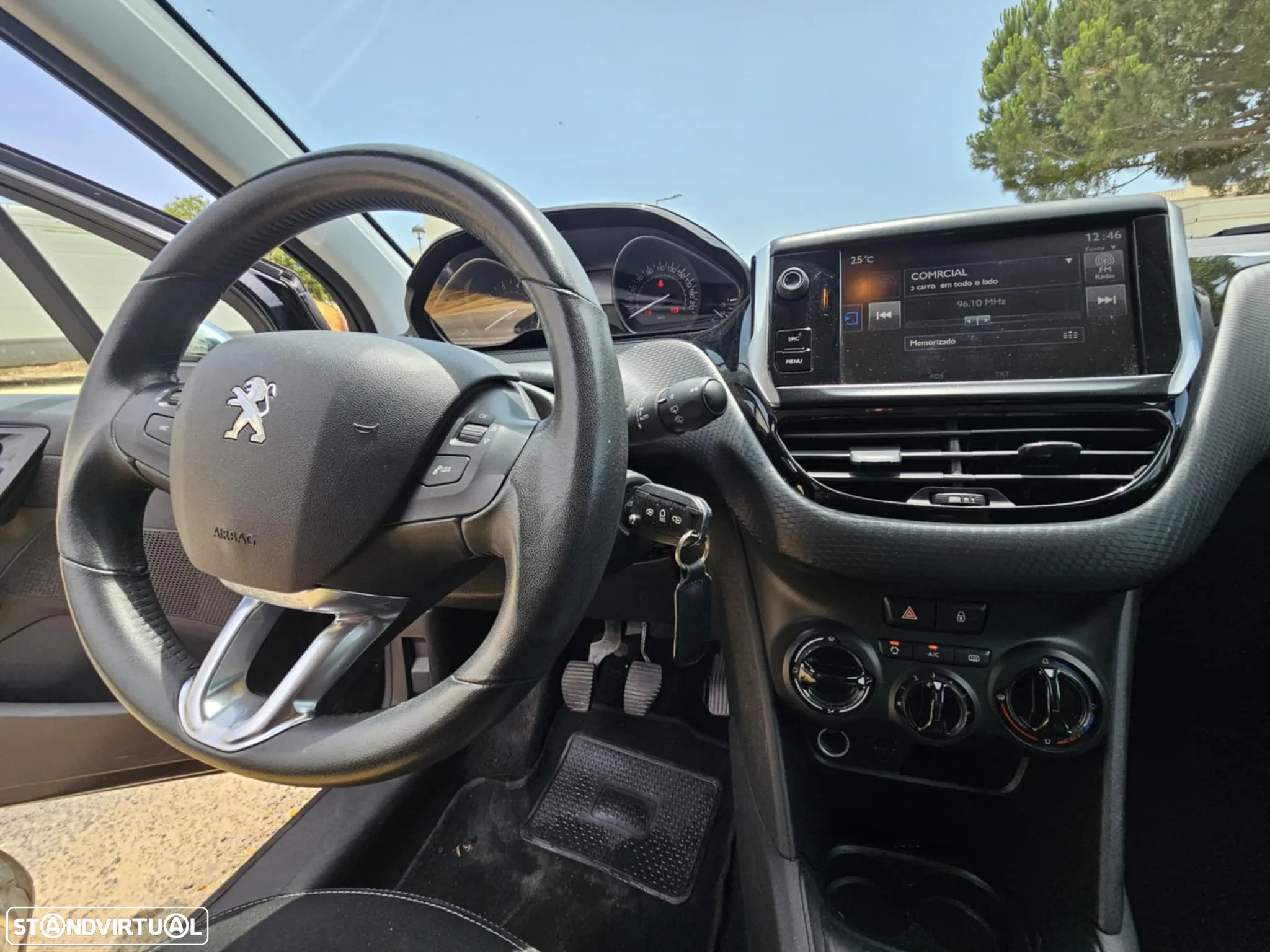 Peugeot 208 1.2 PureTech Active - 9