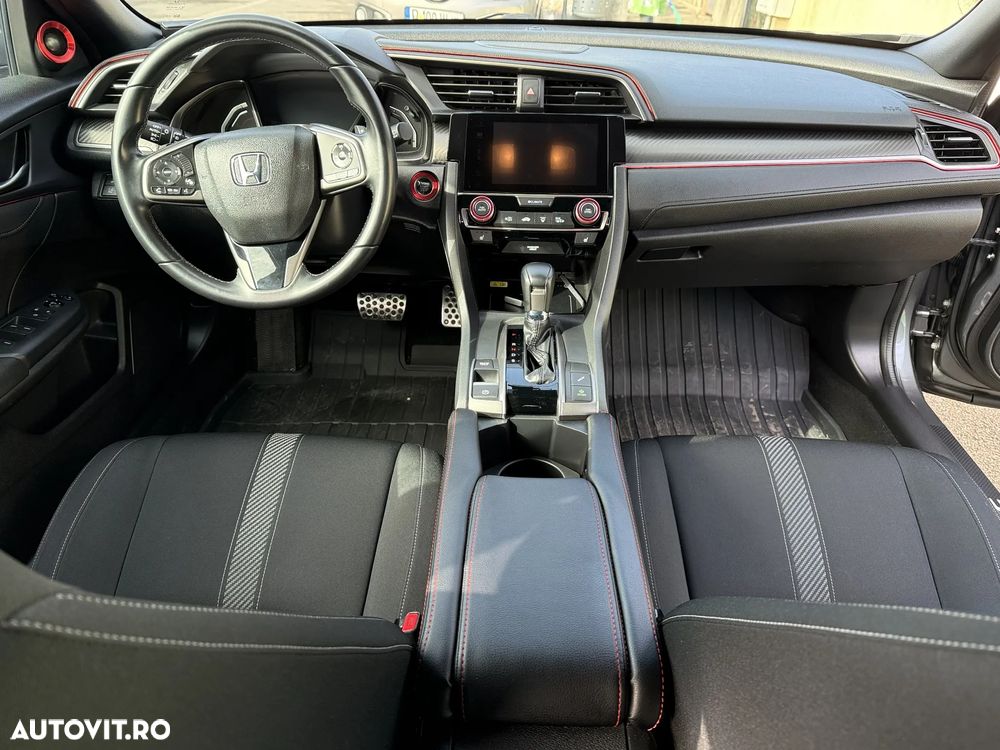Honda Civic 1.5 VTEC Turbo CVT Sport Plus - 13