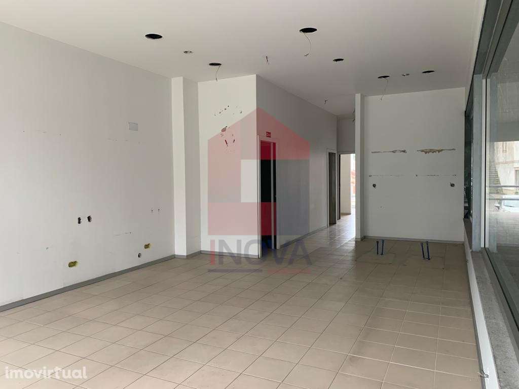 Loja em Vila Verde - Grande imagem: 3/11