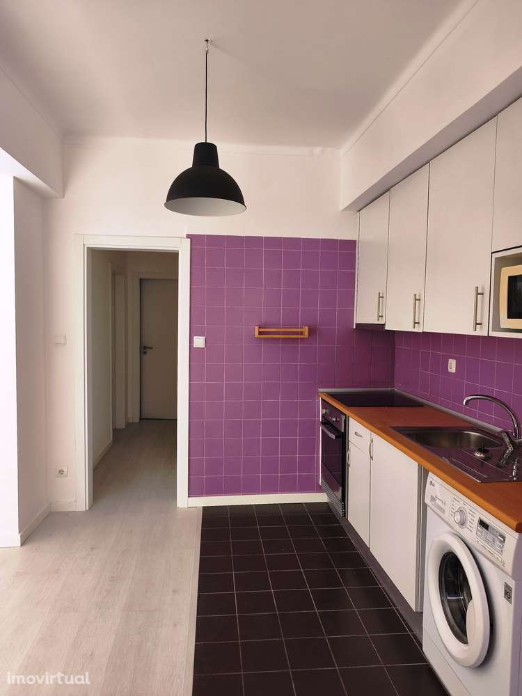 T1 Algés - Av. da República,bem conservado, cozinha equipada, terraço. - Grande imagem: 5/24