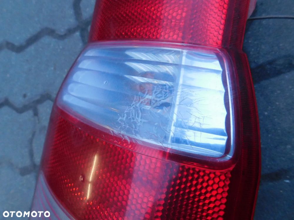 lampa tylna tył prawa FIAT PANDA II - 3