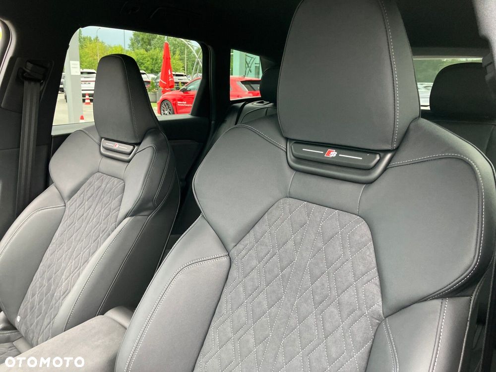 Audi Q6 e-tron 2026