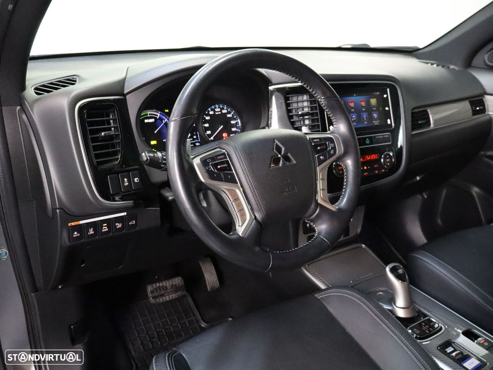 Mitsubishi Outlander 2.4 Instyle - 5